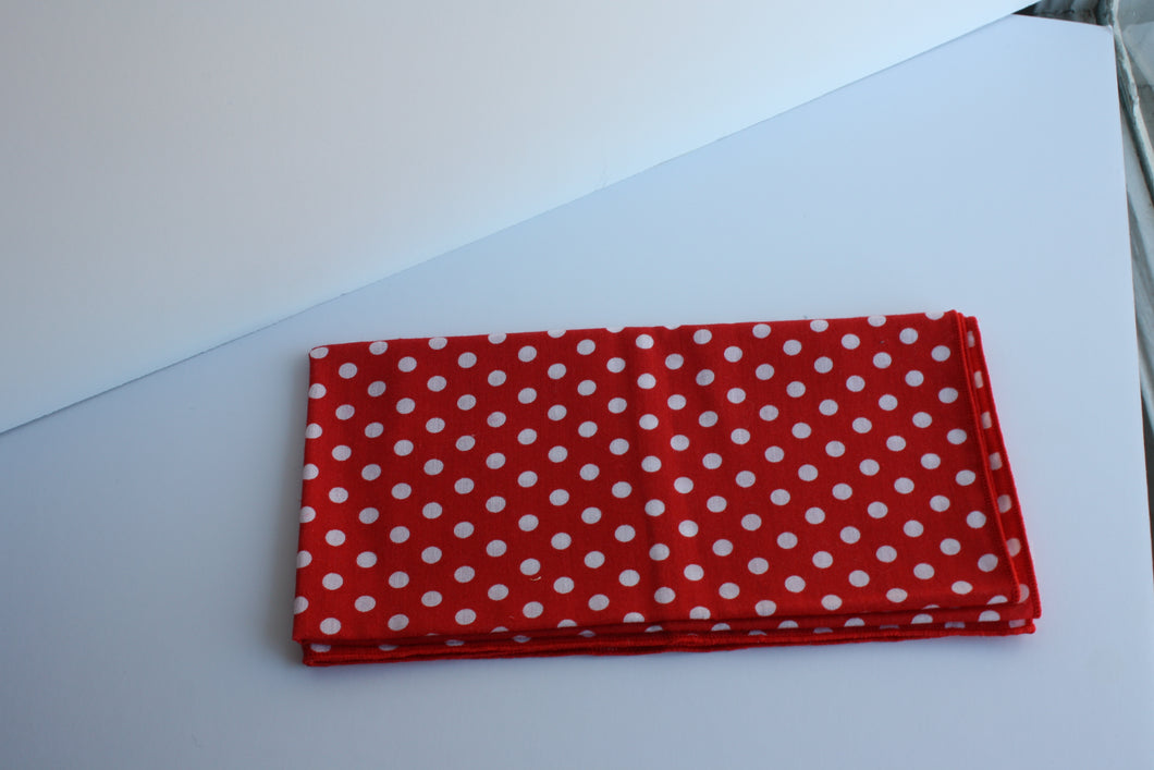 Vintage cloth dinner napkin in red and white polka dot